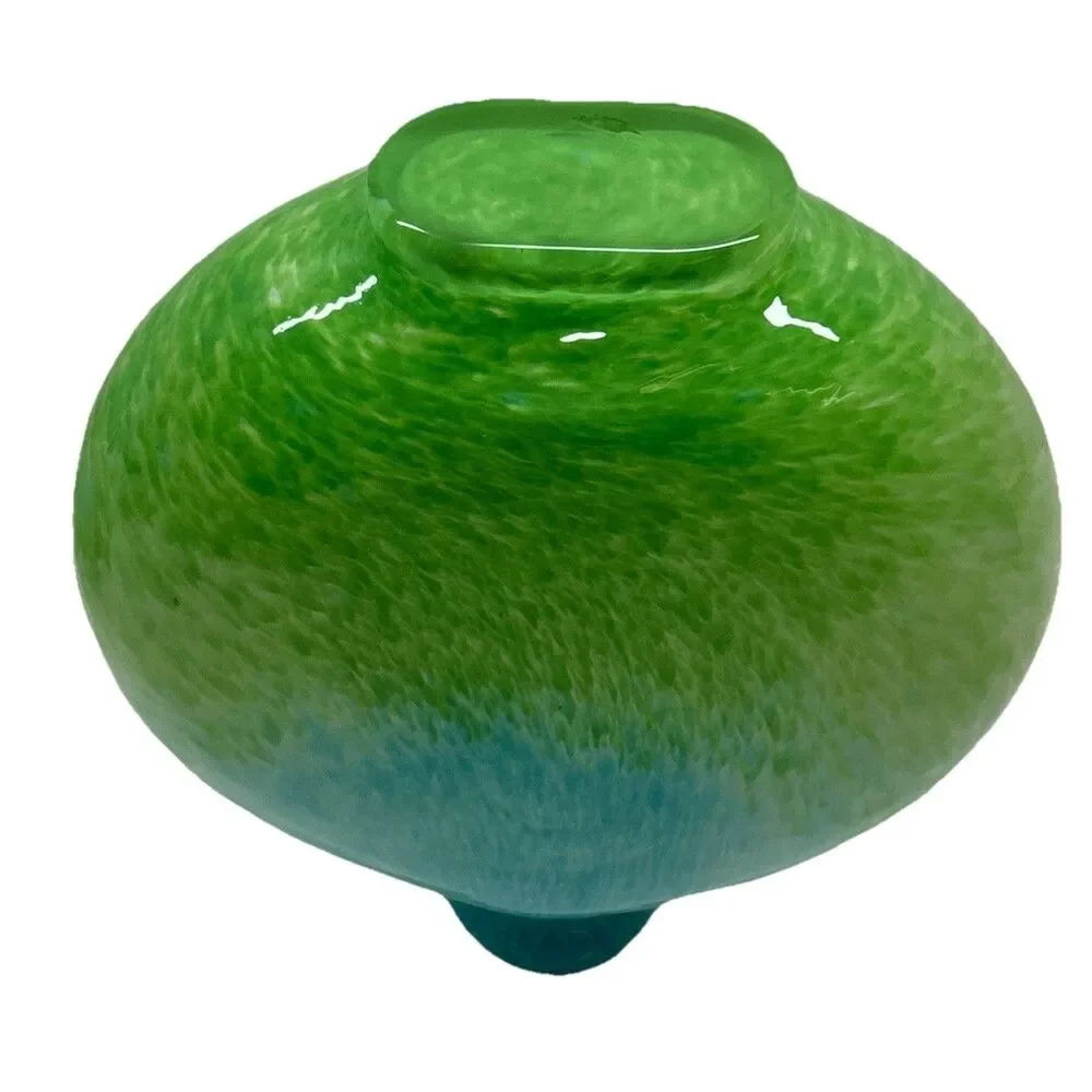 LOT OF 2 - Beautiful Vintage Hand Blown Glass Vases - VGC - Great Design‎